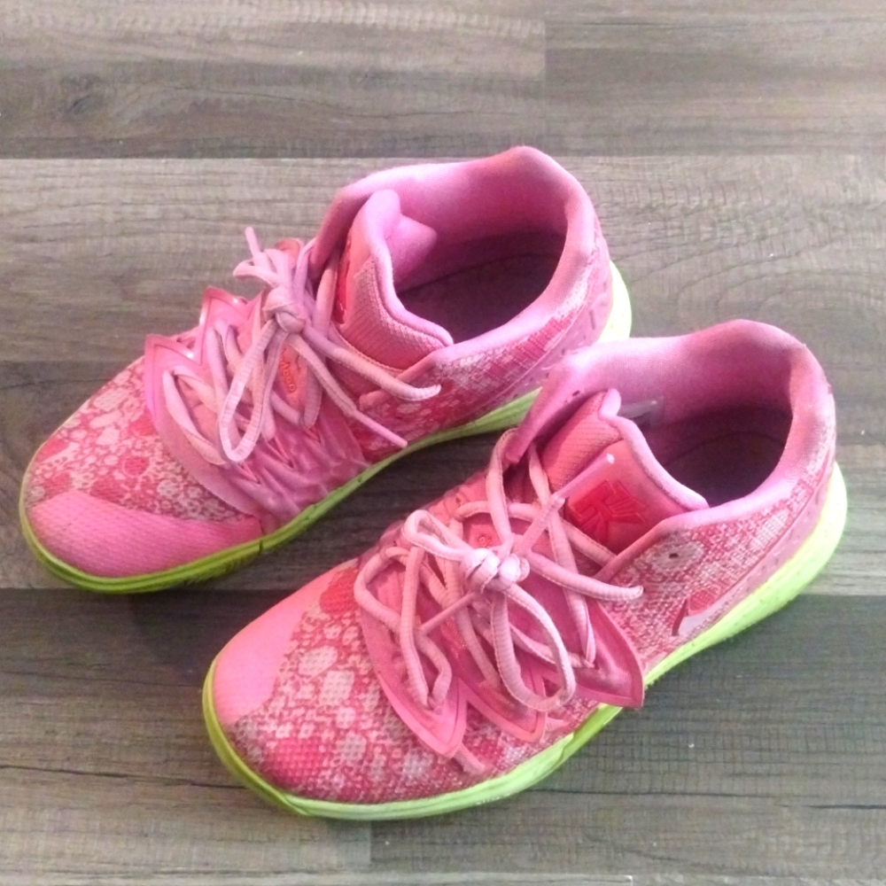 Kyrie Irving Nike Patrick star